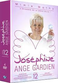 Joséphine se retrouve dans la peau d'une guide touristique, au sommet de la tour eiffel. Josephine Ange Gardien Saison 12 Dvd Blu Ray Amazon Fr