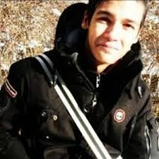 Stream Living in house music