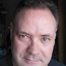 Sorry for the two movie star posts in two days but I couldn't allow the  passing of our friend Graham Greene yesterday to go without comment. I was  visiting the set of