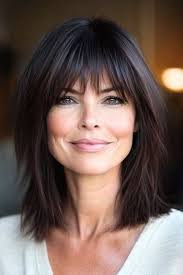 Kelly Ancona's Instagram, Twitter & Facebook