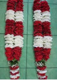 A wedding is a ceremony where people are united in marriage. Order Indian Wedding Fresh Flower Garlands Online Order Wedding Garland Online Marriage Garland Wedding Flower Mala Online Indian Wedding Garlands Online