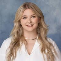 Samantha Rice's Instagram, Twitter & Facebook