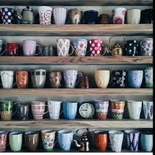 Cocinas en salamanca, a medida, con o sin reforma, con asesoramiento en interiorismo. Feliz Pascua Blancasalamanca Ropademujer Modafemenina Complementos Blancacorrehuela Estante De Tazas Cosas De Casa Decoracion De Unas