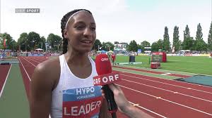 Na de 800m zullen we wel zien. Hypo Meeting Gotzis 2018 Siebenkampf 800m Interview Nafissatou Thiam Youtube