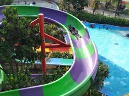 Kolam renang ini sering dimanfaatkan oleh warga kota tangerang untuk olahraga renang dan rekreasi air. Tiket Masuk 2019 Fun Park Regency Tangerang