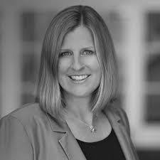 Amy Burr's Instagram, Twitter & Facebook