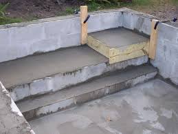 Concrete Block Puppy Pool In Progress Many Questions Page 2 Diy Swimming Pool Small Backyard Pools Backyard Pool