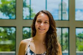 Universitaria aprende chino mandarín para abrirse paso en las Ciencias  Ambientales y gana Beca David L. Boren de $15,000 mil