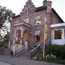 Book the best place to stay in netherlands. Kasteeltje Hattem In Roermond Is The Smallest Castle In The Netherlands At Present In Use As An Hotel Kastelen Paleizen Kasteel