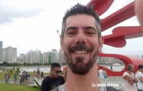 Vendedor de 42 anos morto com tiro à queima roupa durante assalto em São  Paulo será sepultado hoje e