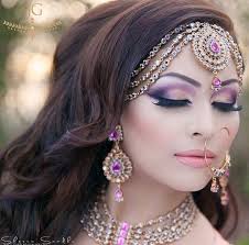 beautiful purple makeup idea for brides