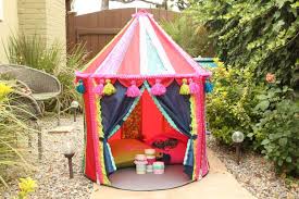 Kinderzelt Im Garten Diese Glamping Diy Projekte Schaffen Urlaubsfeeling Im Hinterhof Neueste Dekoration Ikea Kids Tent Kids Backyard Fun Ikea Tent