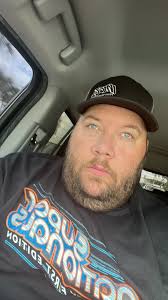 Robert Dale Fatherree, 75 of Nashville, Arkansas, passed away, Thursday,  December 17, 2020 at his home in Nashville with his family by his side. He  was born November 28, 1945 in Nashville