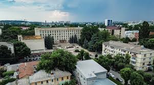 Cупруг актрисы татьяны проценко, актер и журналист алексей войтюк, рассказал проценко, три года боровшаяся с онкологическим заболеванием, этой весной почувствовала себя плохо. Vlasti Simferopolya Pooshryat Poluchivshih Na Ege Maksimalnye Bally Vypusknikov Kryminform