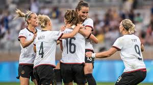 Seit 1896 haben die olympischen spiele viele. Olympia 2016 In Rio Deutsche Fussball Frauen Schlagen Kanada Und Stehen Im Finale Eurosport