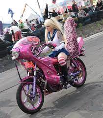 ボード motorcycles のピン