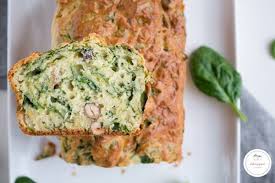 Cake Aux Epinards Noisettes Et Cantal Sab N Pepper Recette Alimentation Cake Sale Recette