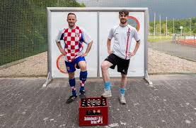 Republika hrvatska, ()), is a country at the crossroads of central and southeast europe on the adriatic sea.it borders slovenia to the northwest, hungary to the northeast, serbia to the east, bosnia and herzegovina and montenegro to the southeast. In0a9 Rjxt8zvm