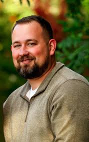 Please join us in welcoming our new elementary principal, Michael Bates  back to Union City! Hello Union City families, I am thrilled to introduce  myself as the new principal of Union City