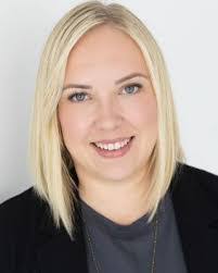 Erin Bonner's Instagram, Twitter & Facebook