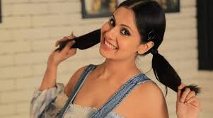 A mum has claimed she set the new world record after saying she had given birth to ten babies when medics missed two tots during a scan.gosiame sithol. Chhavi Mittal Gives Birth To A Boy After 10 Months Of Pregnancy Is It Normal Or Should A Mother Be Worried
