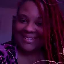 Sad! Two #Alabama teenagers were fatally killed in a car wreck after  leaving Paul W. Bryant High School prom when their 2022 Tesla collided with  a semi-truck in #Tuscaloosa. 17-year-old #MadisonSims and