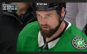 Did anyone catch Corey Perry and Lian Bichsel getting into it at the final  horn? Perry thought Bichsel was turtling in their scrum, so he made fun of  him…