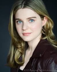 Updated headshots for this alabaster, blue-eyed, Broadway beauty! Makeup by  @rebeccakirkwoodbeauty #headshots #actor #actorheadshots  #portraitphotography #portraitphotographer #headshotphotographer  #studioportraits #studioheadshots ...