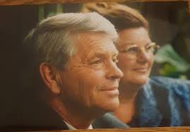 Remove person from wedding photo background?