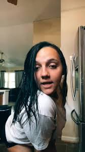 Claudia Yates (@claudiayates)