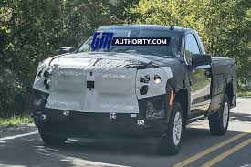 _____ 92 extracab on 38s: 2022 Chevy Silverado Refresh Caught In Regular Cab Guise Gm Authority