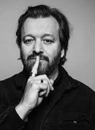 NIEUWE STIJL, BEKENDE KRACHT