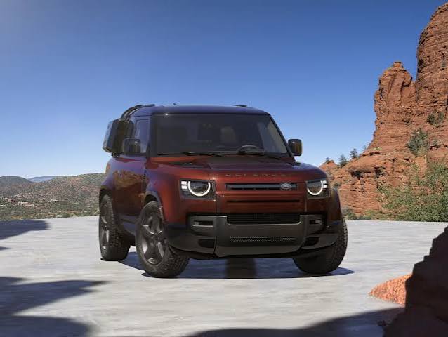 Land Rover Defender Pickup May Be Built in America