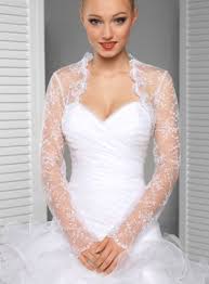 Voici un boléro en tulle brodé dentelle de style, parfait une touche de chic à votre tenue de mariage belle dentelle noire en relief manches longues. Bolero Mariage Femme En Dentelle Manches Longues Blanc Ou Ivoire