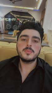 It's me and my unfinished activities will celebrate new year together.