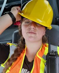 Streaming starting in 10min. "Surviving the Grid: Off The Grid Early Access  Debut LIVE!"