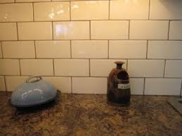 My Sister S Fresh New Backsplash Before After Maria Killam The True Colour Expert Kitchen Tiles Backsplash Brown Granite Countertops Brown Countertop