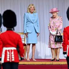 Kate has taken many cues from queen elizabeth, including when it comes to her style. Queen Elizabeth News Tips Guides Glamour