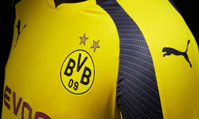 If you are interested with these kits, you can download on your dream league. Borussia Dortmund European Kit Released