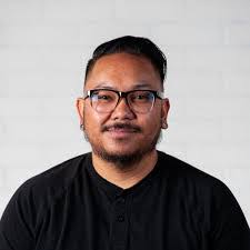 Randy Schofield's Instagram, Twitter & Facebook