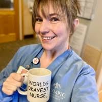 Amanda Knobel's Instagram, Twitter & Facebook