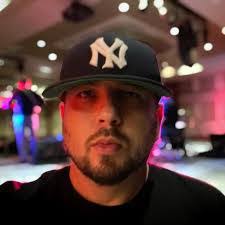 Gabriel Serna's Instagram, Twitter & Facebook