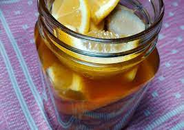 Untuk membuat air lemon madu, anda membutuhkan 1 buah lemon berukuran sedang. Resep Teh Lemon Jahe Madu Untuk Batpil Dan Masuk Angin Pekaninspirasi Oleh Anis Roikhatin Cookpad