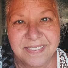 HEY! I'm just here to remind you that the laundry you forgot in the washer  is still waiting for you…..WELL GO GET IT SO WE CAN GO TO BED. 😊