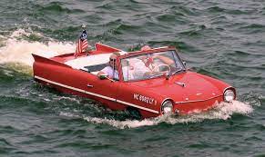 Genepax a dévoilé une voiture roulant à l'eau dans la ville d'osaka, dans l'ouest du japon. Connaissez Vous L Amphicar 770 La Voiture Qui Pouvait Rouler Dans L Eau Detours