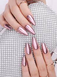 The Best Chrome Nail Ideas To Copy Stylish Belles Rose Gold Nails Chrome Nails Rose Gold Chrome Nails