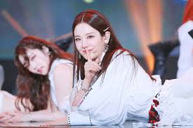 Maybe you would like to learn more about one of these? 201006 Fromis 9 Feel Good At The Show 201012 Starplay Twitter Kpopping