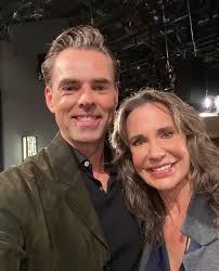 We always ❤️ when Jill is in Genoa City 👏 #YR 📸: @jesswaltonyr