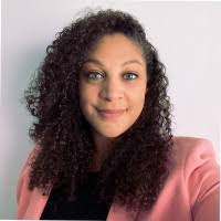 Hillary Everett's Instagram, Twitter & Facebook