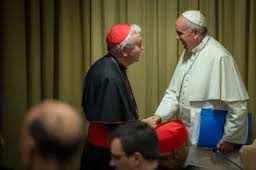 He then served in theological capacities across the church before becoming bishop of regensburg in 2002. Cardeal Muller Zomba Dos Devotos Entusiastas Do Papa Gloria Tv